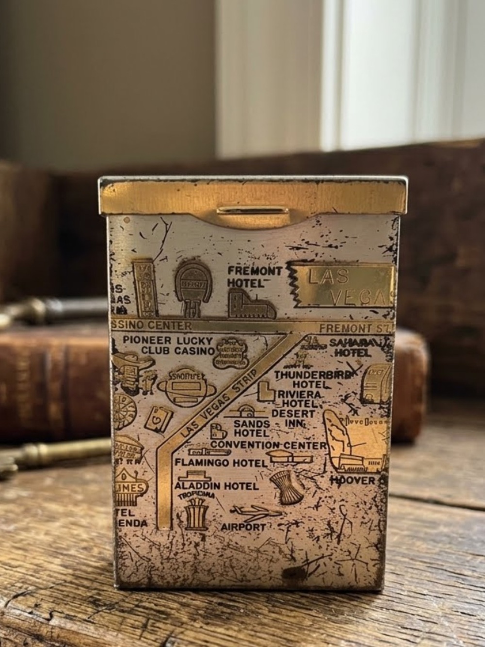 Vintage Las Vegas Map Metal Matchbox Cigarette Case - collectible